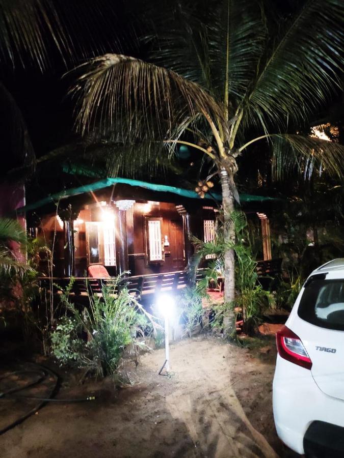 Casa Fiesta 호텔 팔로렘 외부 사진